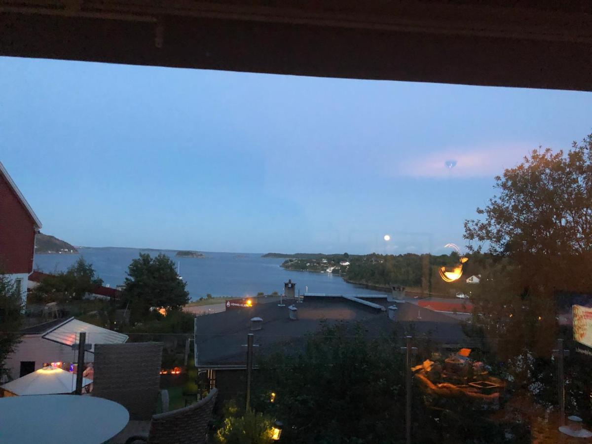 Aid Og Svein' S Sentrumsnaere Panorama Hjem Кристиансанд Экстерьер фото